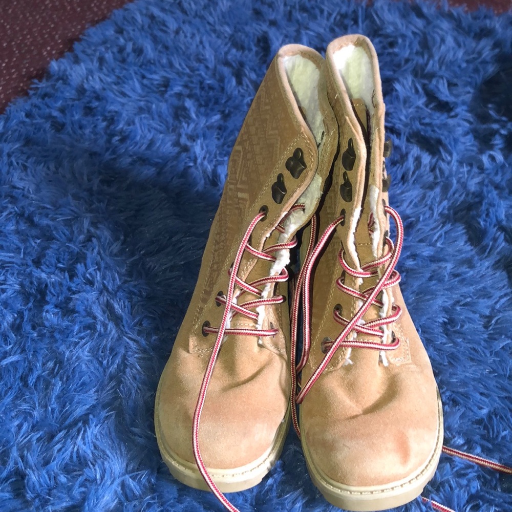 Winter boots